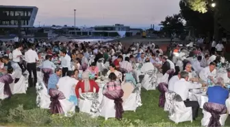 Manisa Osb'den Gazi ve Şehit Ailelerine İftar