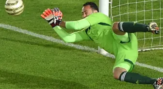 Arsenal Ospina'yı Kaptı