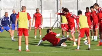 Sivasspor Çalışmalarını Sürdürüyor