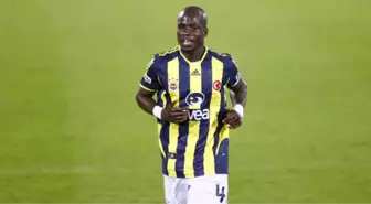 Appiah, Futbolu Bırakmaktan Vazgeçti