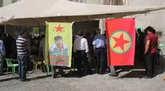 Ypg'li Kaya İçin Taziye Çadırı