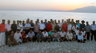 Abyb Üyeleri Ayanıs Sahilde İftar Açtı