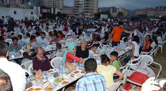 Kozan'da Şehit Aileleri ve Gaziler İçin İftar Programı