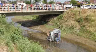 Otomobil Köprüden Uçtu: 1 Yaralı