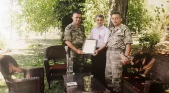 Tema Vakfı'ndan Tuğgeneral Soysal'a Plaket