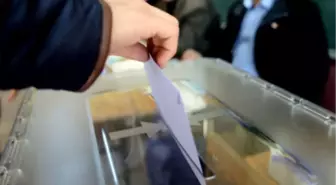 Sarp Gümrük Kapısında Oy Verme İşlemi Başladı