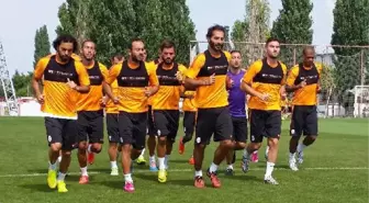 Keita ve Youla'dan Galatasaray Kampına Ziyaret