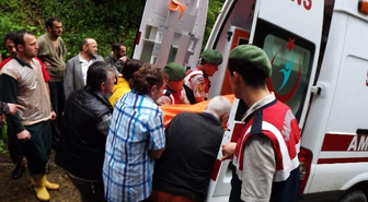 Rize'de Trafik Kazası: 3 Ölü, 3 Yaralı