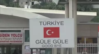 Sınır kapılarında oy verme işlemi -