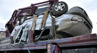 Tokat'ta Minibüs Devrildi: 2 Ölü, 11 Yaralı