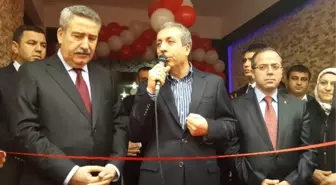 Bakan Eker Diyarbakır'da Halkla Bayramlaşma Törenine Katıldı