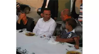 Adalet Bakanı Bozdağ, Işid Tarafından Kaçırılan Polisin Ailesini Ziyaret Etti