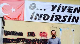 Bayrak İndirme Protestosuna Polis Müdahalesi