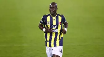 Fenerbahçe'nin Eski Yıldızı Stephen Appiah Futbolu Bıraktı