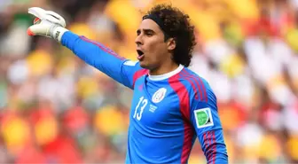 Meksika Kalecisi Guillermo Ochoa Malaga'da