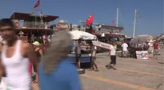 Çeşme'de 'bonzaiye hayır' etkinliği -