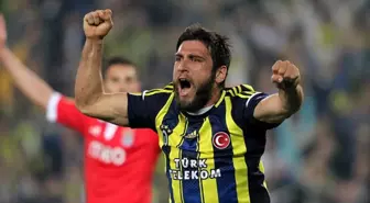 Fenerbahçe'de Egemen'in Sakatlığının Ardından Stoper Transferi İçin Karar Verildi