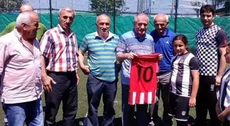 6. Yılda 2000 Minik Futbolcu Sahaya İndi