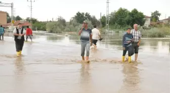 Sel Suları Yozgat-Kırıkkale Karayolunu Ulaşıma Kapadı