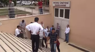 Adıyaman'da Kontrolden Çıkan Otomobil Devrildi İmam Öldü, Eşi Yaralı