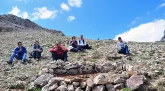 Artabel Gölleri Tabiat Parkı'nda Şehit Mezarları Araştırması Yapıldı