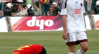 Karşıyaka'da 2 İsim Ön Planda