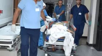 Motosiklet Otomobille Çarpıştı: İki Yaralı