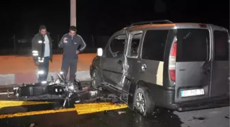 Turgutlu'da Trafik Kazası: 2 Yaralı