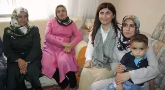 AK Parti'li Beyaz Ev Ziyaretlerine Devam Ediyor