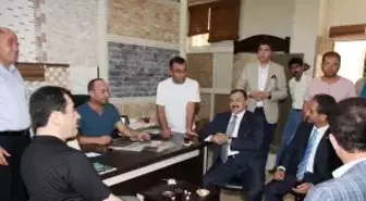 Bakan Eroğlu kumaş kesti -