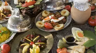 Köylü Kadınlar, Osmanlı Mutfağını Yaşatarak Para Kazanıyor