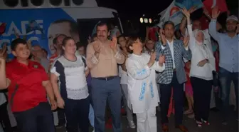 AK Parti Aydın'da Ülke Genelindeki Zaferi Kutladı