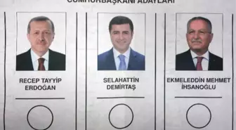 Oy Pusulasının Fotoğrafını Çekerken Gözaltına Alındı
