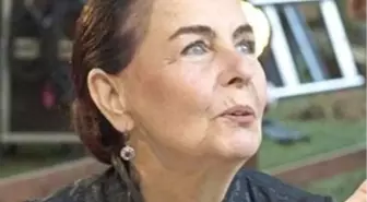 Fatma Girik'ten 'Gençlere Yer Açın' Çağrısı