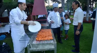 Galatasaray'da Mangal Ziyafeti