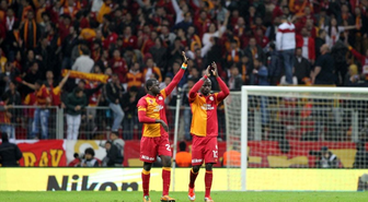 Ünal Aysal Devreye Girdi | Dany ve Eboue Kiralık Gidiyor