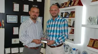 Torku Selçuk'tan Özgür Akın'a Ziyaret