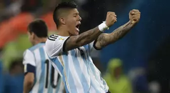 Marcos Rojo, Manchester United Yolcusu