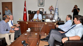 Müftü, Alman Heyete İstavroz Çıkarmanın Anlamını Anlattı