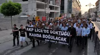 Van'da Lice Olayları Protesto Edildi