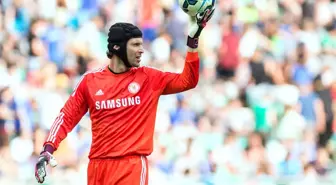 Chelsea'nin Kalecesi Cech, Kendine Şans Verilmesini Bekliyor