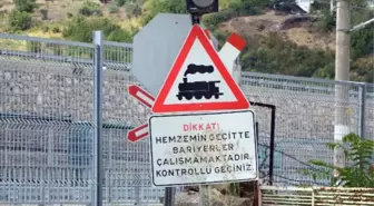 Hızlı Tren Hattındaki Çalışmalar Vatandaşları Tehlikeye Atıyor