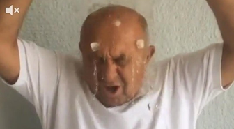 Sinan Engin'den 'Ice Bucket Challenge'