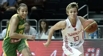 A Milli Kadın Basketbol Takımı, Zafer Kupasında Brezilya'yı Devirdi