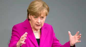 Angela Merkel Ukrayna'da