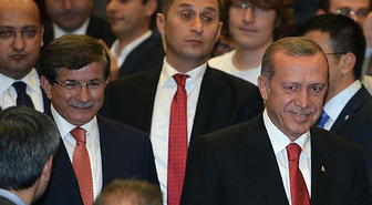 Yıldız Falına Göre; Davutoğlu ile Erdoğan Ters Düşecek