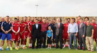 Vali Barut'tan, Sivasspor'a Moral Ziyareti