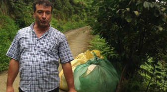 Rizeli Çayını Böyle Taşıyor