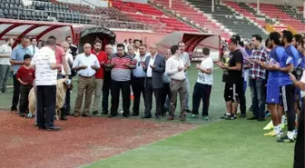 Gaziantep Belediyespor'un, Kamil Ocak Stadyumundaki İlk Antrenmanı