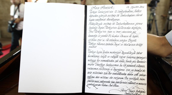 Erdoğan'ın Konuşulan Yazısının Sahibi Bulundu